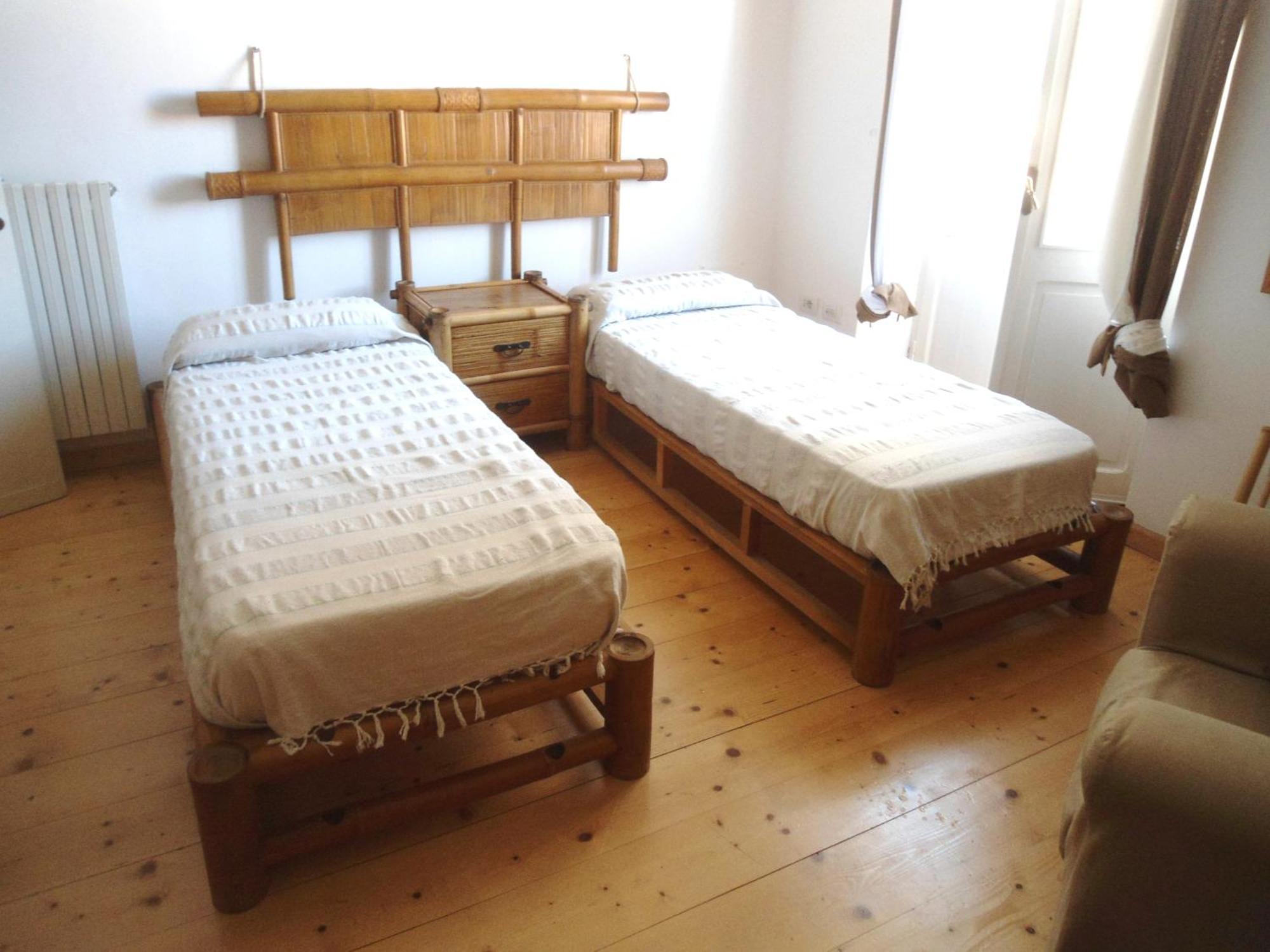 ساساري B&B Le Finestre Su Via Cavour الغرفة الصورة
